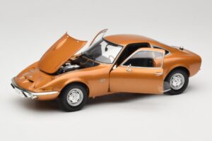 Opel GT Dourado Minichamps 1:18 180049025 Metal - imagem 2 de 8