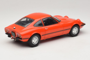 Opel GT/J Vermelho Minichamps 1:18 180049028 Metal - imagem 3 de 8