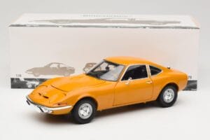 Opel GT Ocre Minichamps 1:18 180049031 Metal - imagem 8 de 8