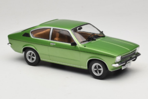 Opel Kadett C Coupe Verde MCG 1:18 MCG18599 Metal - imagem 4 de 6