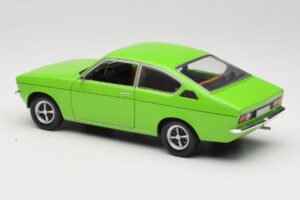 Opel Kadett C Coupe Verde Minichamps 1:18 180045620 Metal - imagem 7 de 8