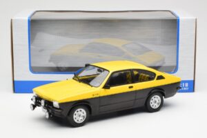 Opel Kadett C GT/E Preto Amarelo MCG 1:18 MCG18190 Metal - imagem 6 de 6