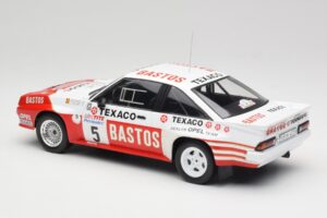 Opel Manta 400 #5 G. Colsoul Rally Ypres 1985 IXO 1:18 18RMC134 Metal - imagem 5 de 6