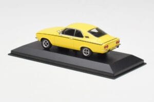 Opel Manta A SR Amarelo Minichamps 1:43 400045502 Metal - imagem 3 de 4