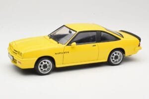 Opel Manta B GT/E Amarelo Revell 1:18 08421 Metal