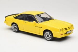 Opel Manta B GT/E Amarelo Revell 1:18 08421 Metal - imagem 6 de 8