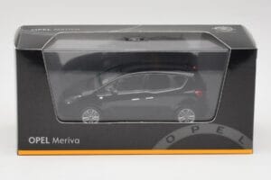 Opel Meriva B Preto Minichamps 1:43 400040005 Metal - imagem 4 de 4