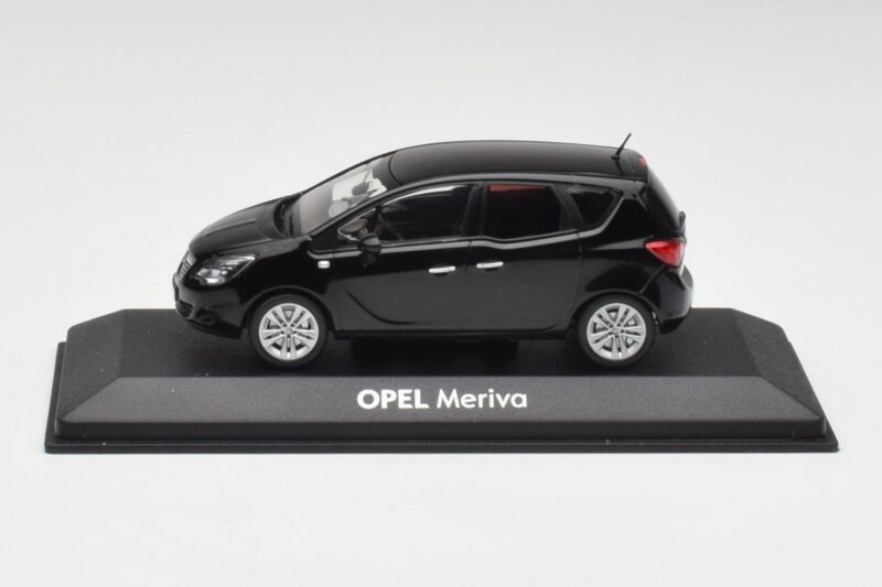 Opel Meriva B Preto Minichamps 1:43 400040005 Metal