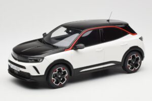 Opel Mokka-E GS Line Jada Branco Otto 1:18 OT1045 Resina