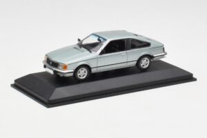 Opel Monza A Prata Minichamps 1:43 400045122 Metal - imagem 2 de 4