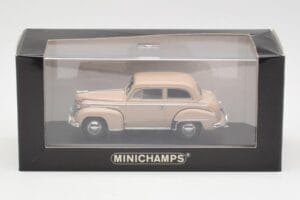 Opel Olympia A Bege Minichamps 1:43 430040404 Metal - imagem 4 de 4