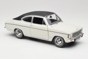Opel Olympia A Coupe Branco Preto Revell 1:18 8446 Metal - imagem 6 de 8