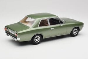 Opel Rekord C Green Metallic Minichamps 1:18 107047000 Resina - imagem 2 de 6