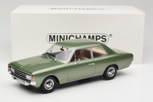 Opel Rekord C Green Metallic Minichamps 1:18 107047000 Resina - imagem 6 de 6