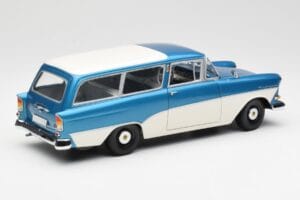 Opel Rekord P1 Caravan Azul Metálico Minichamps 1:18 180043210 Metal - imagem 3 de 8