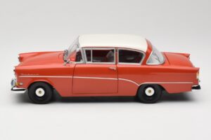 Opel Rekord P1 Vermelho Minichamps 1:18 180043201 Metal - imagem 4 de 8