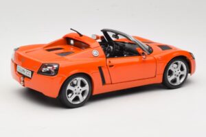 Opel Speedster Laranja Maisto 1:18 31615 Metal - imagem 3 de 8
