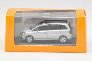 Opel Zafira B Prata Minichamps 1:43 1799109 Metal - imagem 4 de 4
