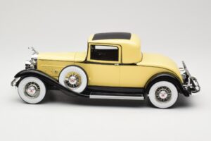 Packard 902 Standard Eight Coupe Amarelo BoS Models 1:18 BOS276 Resina - imagem 3 de 6