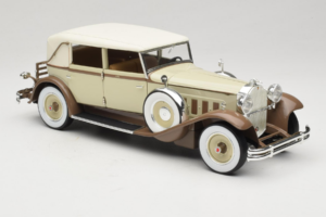 Packard Brewster Branco Signature Models 1:18 PACKARD001 Metal - imagem 6 de 8
