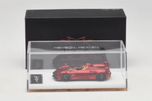 Pagani Huayra Roadster Tricolore Vermelho Henson & Heaven 1:64 PHRTR01 Metal - imagem 7 de 7