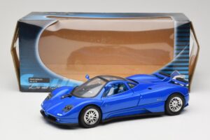 Pagani Zonda C12 Azul Solido 1:18 8172 Metal - imagem 8 de 8
