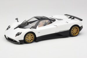 Pagani Zonda F Branco Mondo Motors 1:18 157655 Metal