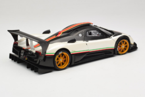 Pagani Zonda R Revolucion Branco AUTOart 1:18 78262 Metal - imagem 3 de 8