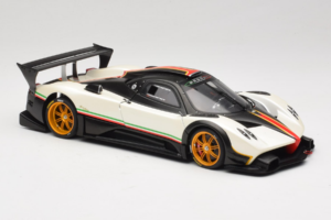 Pagani Zonda R Revolucion Branco AUTOart 1:18 78262 Metal - imagem 6 de 8