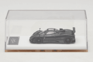Pagani Zonda Tricolore Exposed Carbon Henson & Heaven 1:64 PZTEC01 Metal - imagem 6 de 7