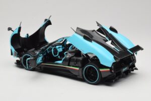 Pagani Zonda Uno Carbon Azul Claro Almost Real 1:18 850630001 Metal - imagem 5 de 8