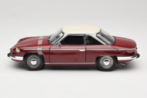 Panhard 24 CT Vermelho Solido 1:18 1832500 Metal - imagem 4 de 8