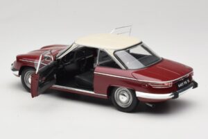 Panhard 24 CT Vermelho Solido 1:18 1832500 Metal - imagem 5 de 8