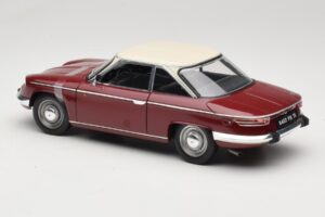 Panhard 24 CT Vermelho Solido 1:18 1832500 Metal - imagem 7 de 8