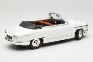 Panhard PL17 Cabriolet Branco Solido 1:18 8174 Metal - imagem 3 de 8