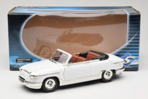 Panhard PL17 Cabriolet Branco Solido 1:18 8174 Metal - imagem 8 de 8