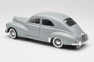 Peugeot 203 Gris Clair Solido 1:18 8145 Metal - imagem 7 de 8