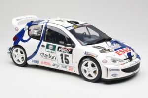 Peugeot 206 WRC G. Panizzi / H. Panizzi Tour de Corse 1999 Otto 1:12 G081 Resina - imagem 4 de 6