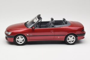 Peugeot 306 Cabriolet Vermelho Otto 1:18 OT042 Resina - imagem 3 de 6