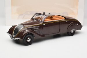 Peugeot 402 Eclipse Chocolate Norev 1:18 184873 Metal - imagem 12 de 12