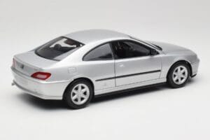 Peugeot 406 Coupe Prata Gate 1:18 01024 Metal - imagem 3 de 8