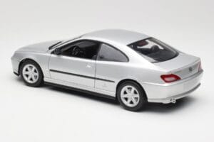 Peugeot 406 Coupe Prata Gate 1:18 01024 Metal - imagem 7 de 8