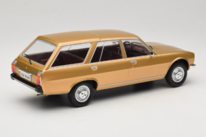 Peugeot 504 Break Bronze MCG 1:18 MCG18212 Metal - imagem 2 de 6