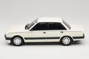 Peugeot 505 V6 White Meije Otto 1:18 OT1297 Resina - imagem 3 de 6