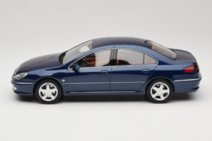 Peugeot 607 Phase II 3.0 V6 Azul Otto 1:18 OT485 Resina - imagem 3 de 6