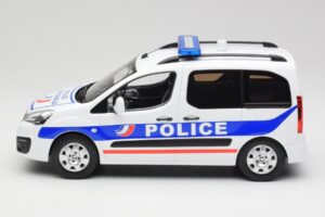 Peugeot Partner Police Azul Norev 1:18 184891 Metal - imagem 3 de 6