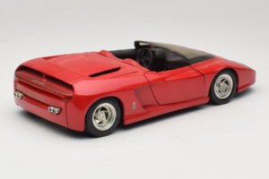 Pininfarina Mythos Vermelho Revell 1:18 8806 Metal - imagem 3 de 8