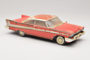 Plymouth Fury Vermelho Christine Versão Suja Auto World 1:18 AWSS119/06 Metal - imagem 6 de 8