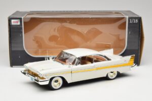Plymouth Fury Branco Anson 1:18 30398 Metal - imagem 8 de 8