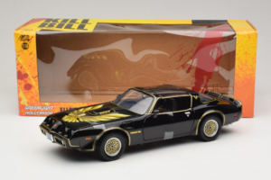 Pontiac Firebird Trans Am Kill Bill Movie Greenlight 1:18 12951 Metal - imagem 6 de 6